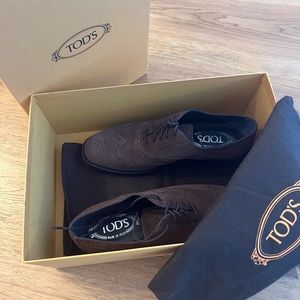 Tod's lace-up suede Derby shoes